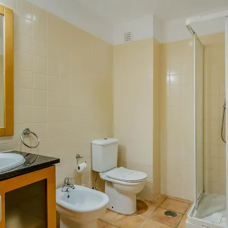 Apartment Wonderful Flat W/ Big Patio By Lovelystay Lagos