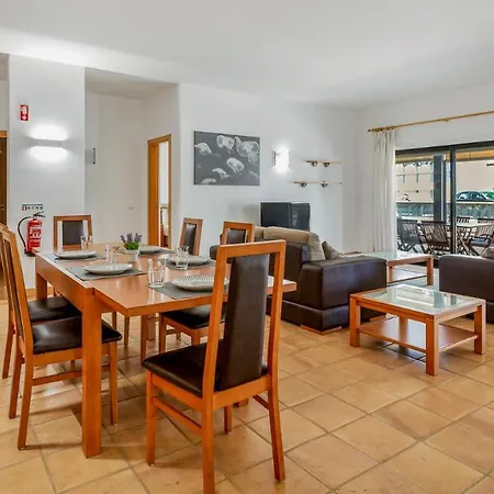Wonderful Flat W/ Big Patio By Lovelystay Apartment Lagos