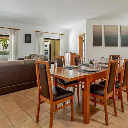 Wonderful Flat W/ Big Patio By Lovelystay Daire